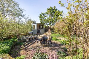 Photo 22- click for photo gallery